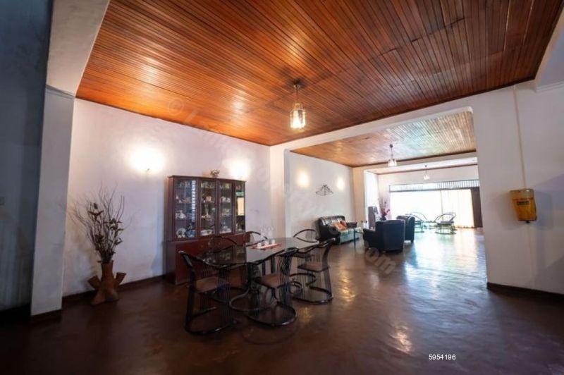 House for sale in Colombo 13