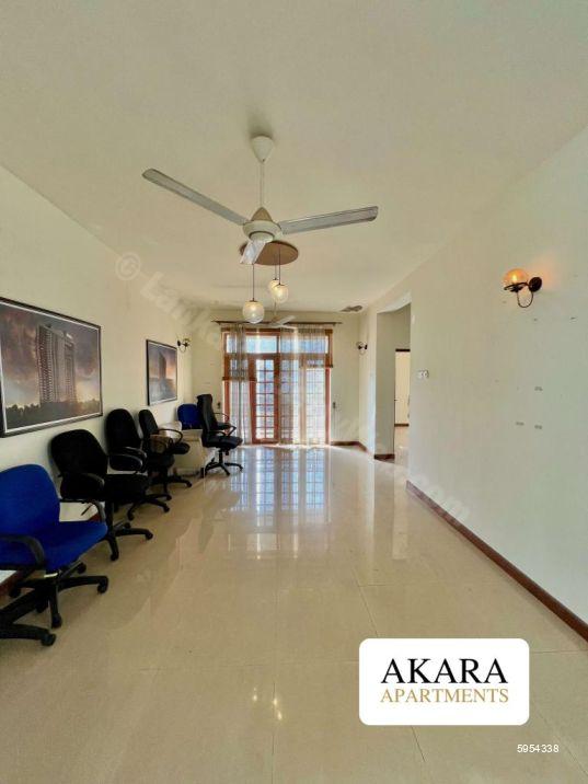Apartment for rent in Rajagiriya