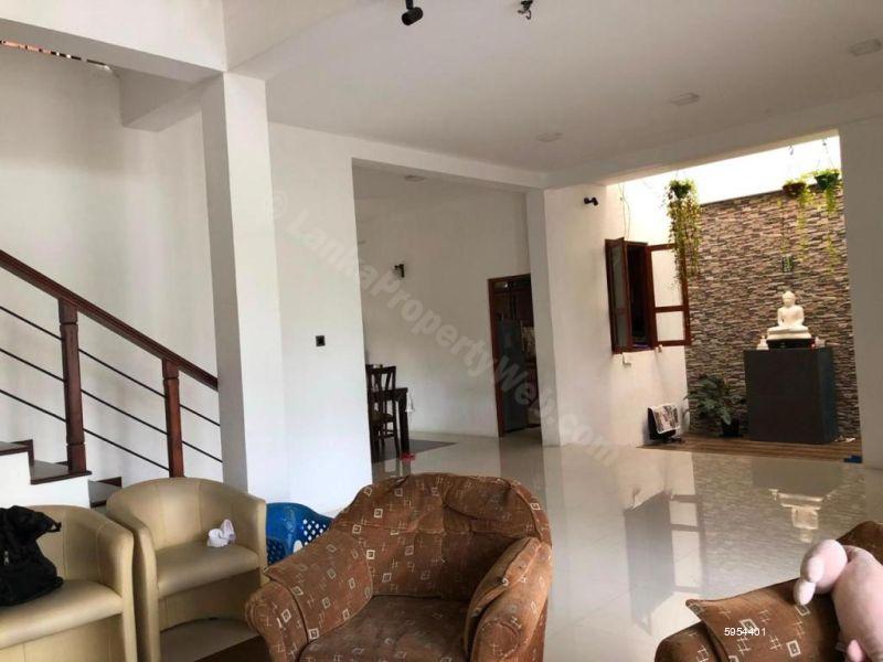 Living Room - House for rent in Piliyandala