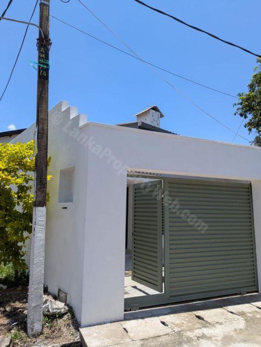 House for sale in Moratuwa