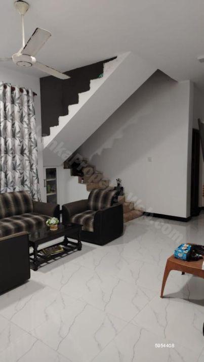 House for sale in Pannipitiya