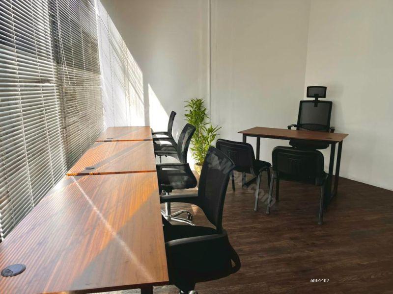 Commercial for rent in Thalawathugoda