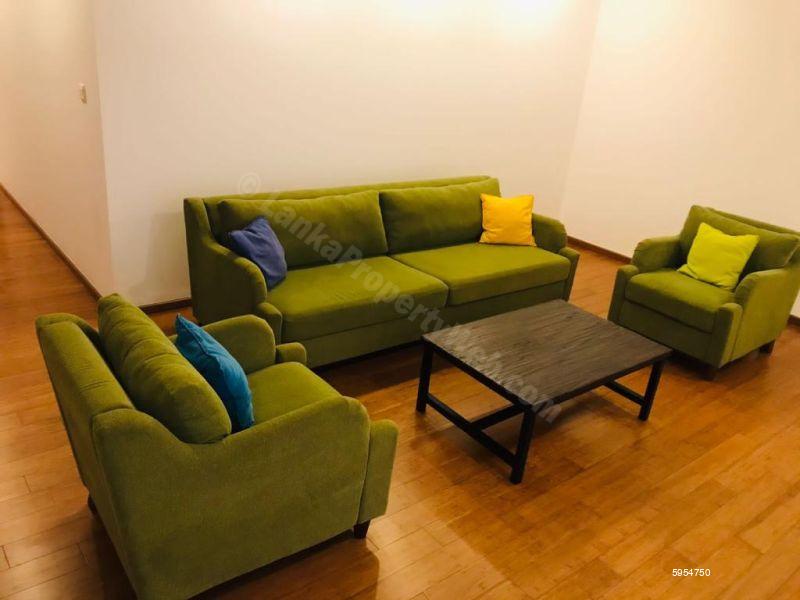 Living Room - Apartment for rent in Colombo 3