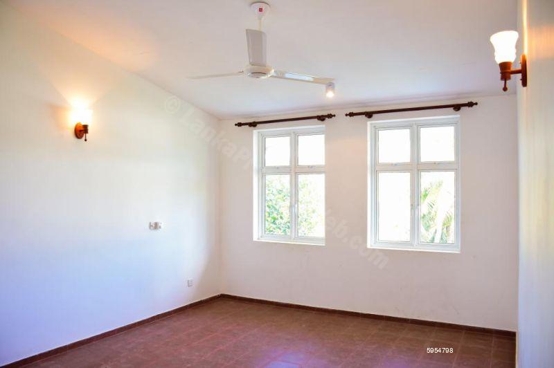 House for rent in Rawathawatta