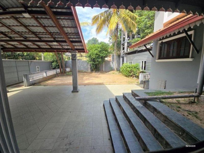 Exterior - House for sale in Colombo 6