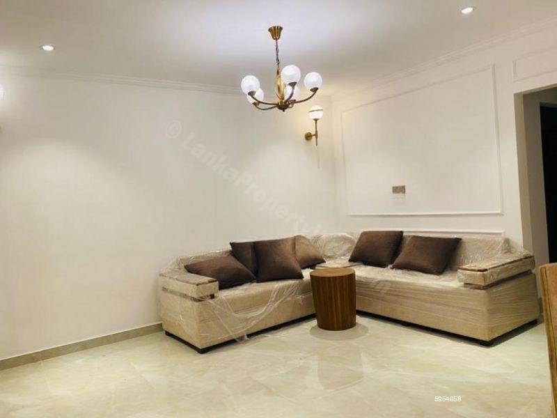 Living Room - Apartment for rent in Colombo 5