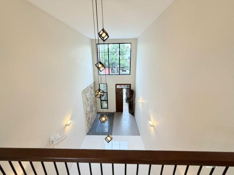 House for sale in Dehiwala