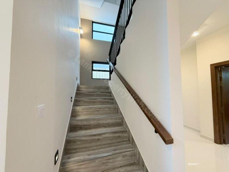 House for sale in Dehiwala