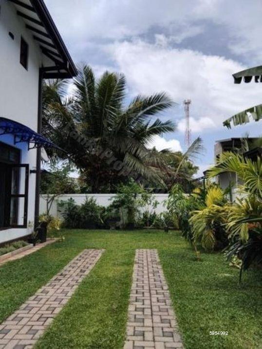 House for sale in Negombo