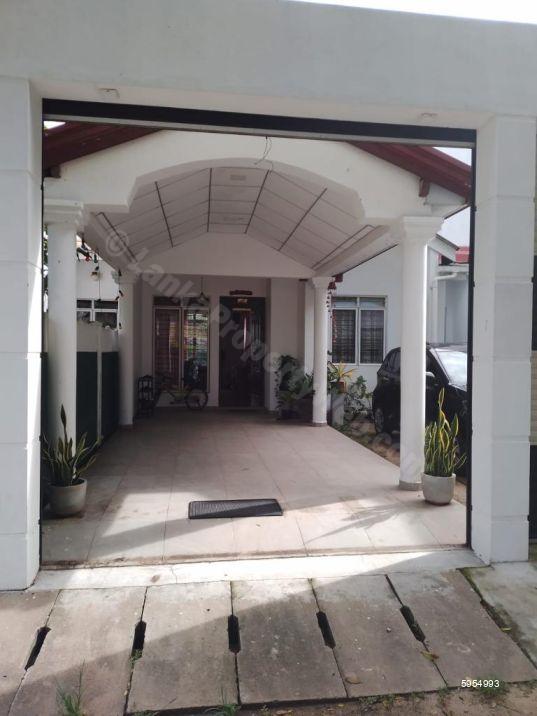House for sale in Negombo