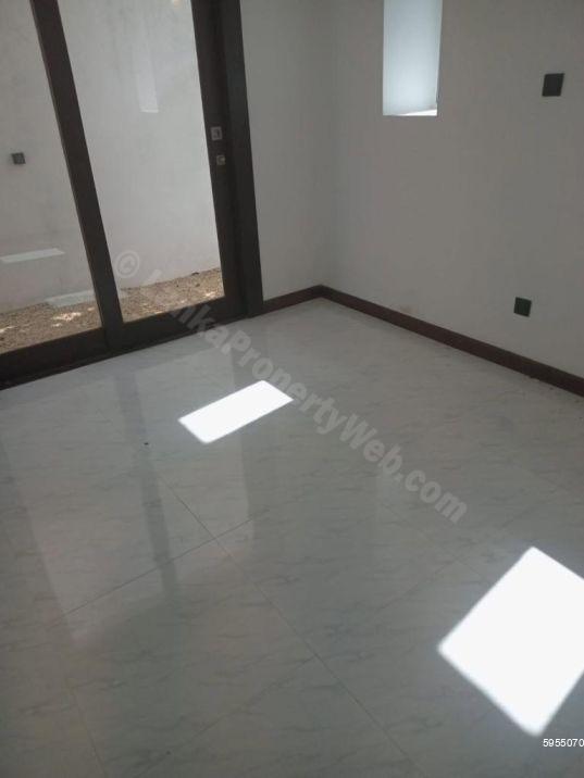 House for sale in Thalawathugoda