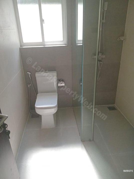 House for sale in Thalawathugoda