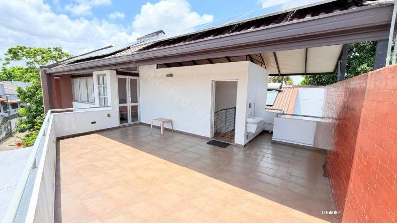 Exterior - House for rent in Battaramulla