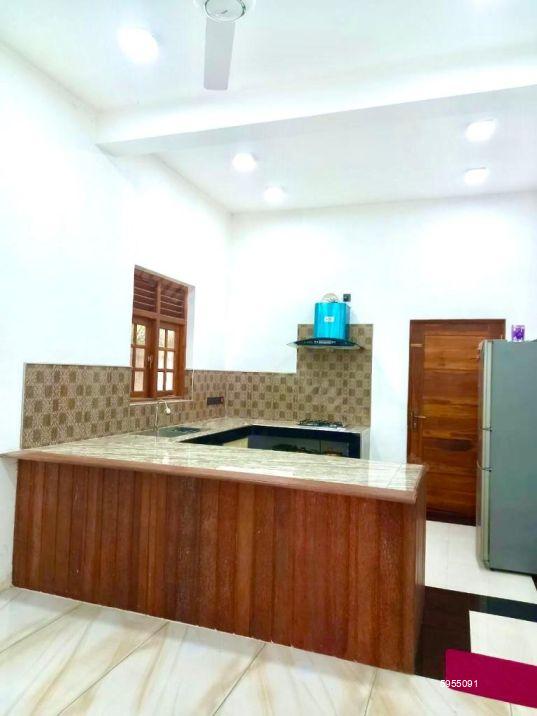 House for sale in Kandana