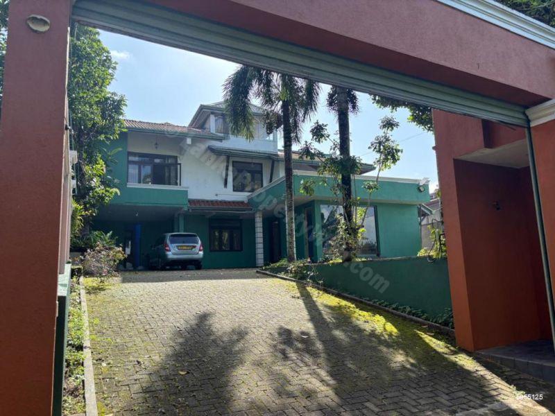 Exterior - House for rent in Kottawa