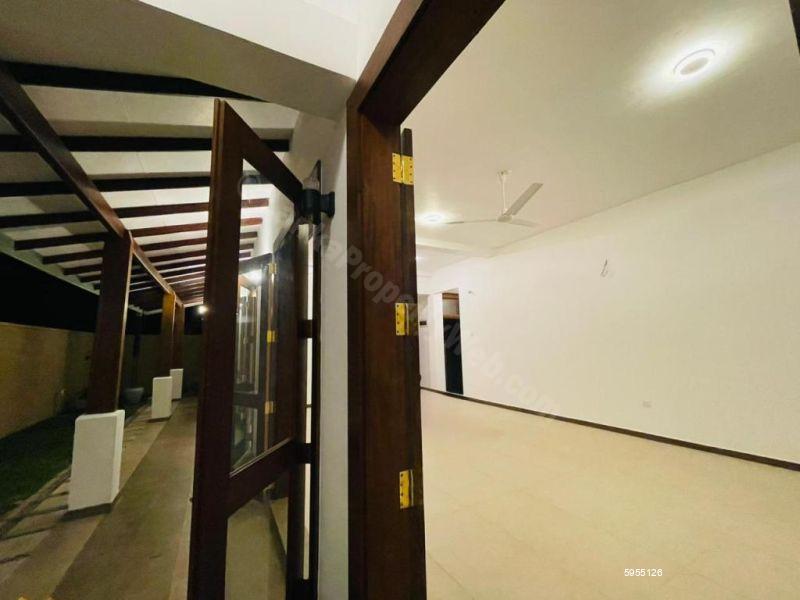 House for sale in Kottawa