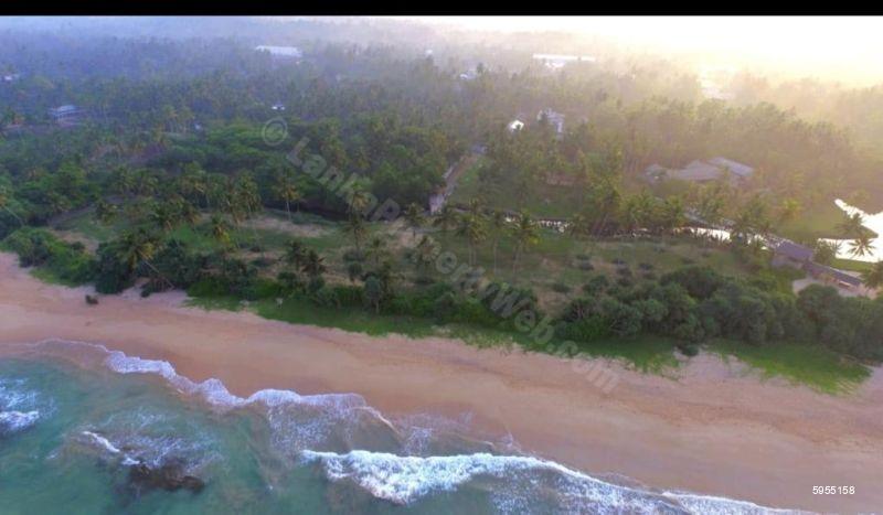 Beachfront land for sale in Kosgoda