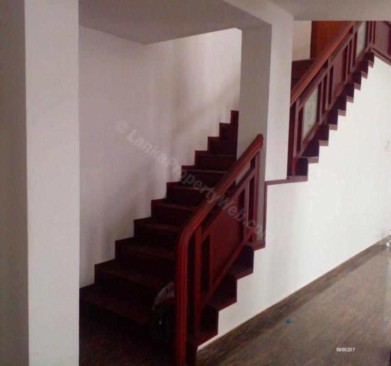 House for rent in Colombo 8