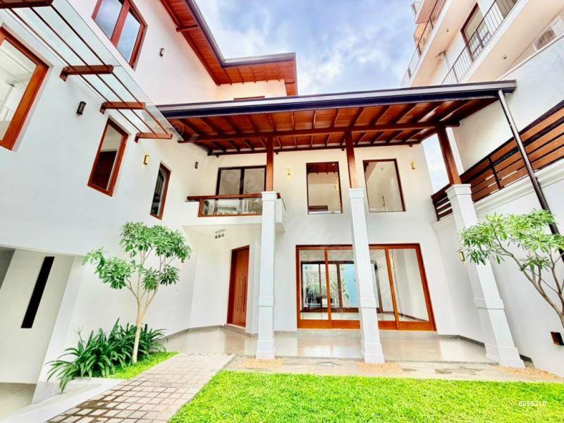 Exterior - House for sale in Pita Kotte