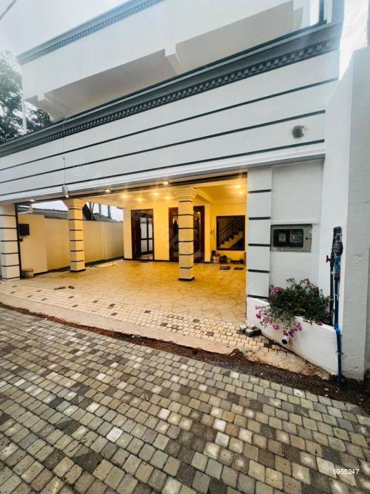 Exterior - House for sale in Piliyandala
