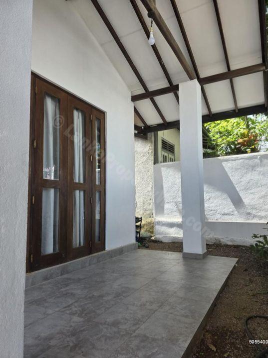 House for sale in Athurugiriya