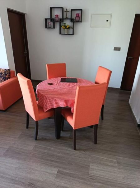 Dining room - Canterbury Golf - Furnished Apartment for rent 