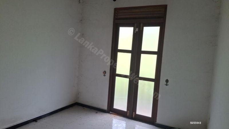 House for sale in Kadawatha