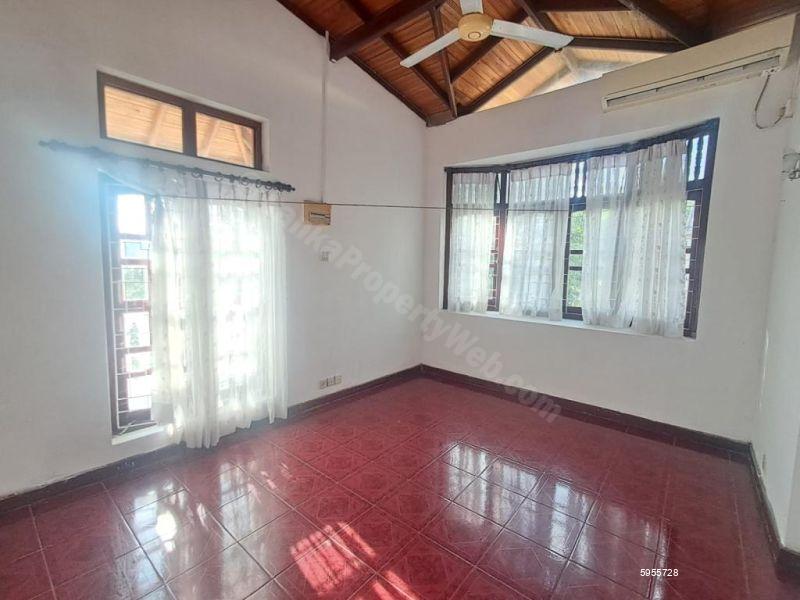House for sale in Battaramulla