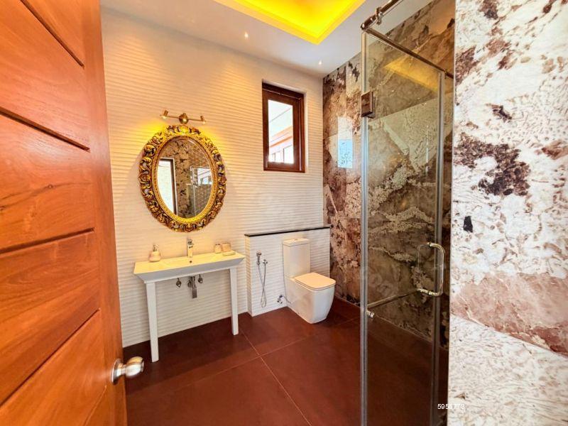 Bathroom - House for sale in Battaramulla