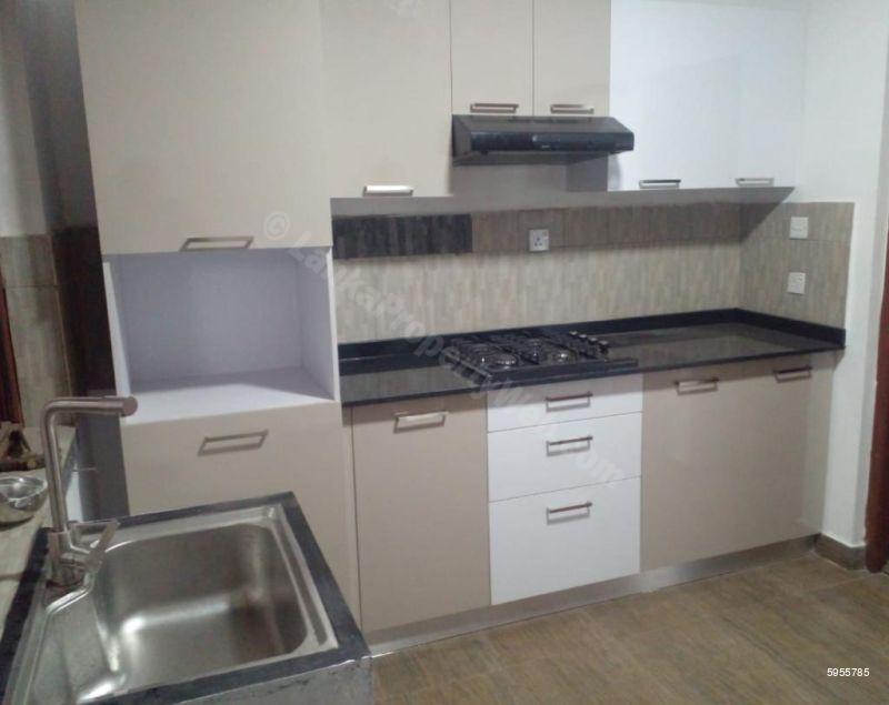 Kitchen - House for rent in Colombo 8