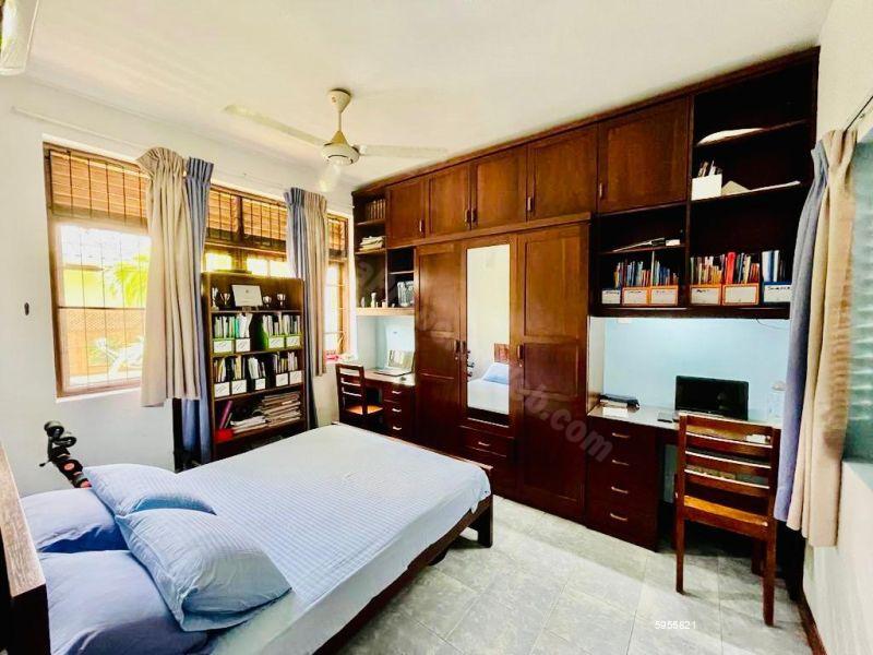 House for sale in Dehiwala