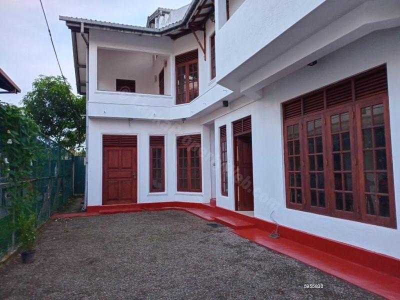 Exterior - House for sale in Moratuwa