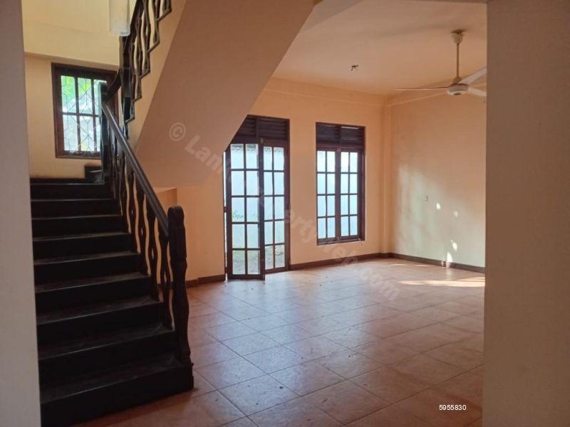 House for sale in Moratuwa