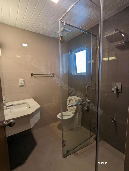 Apartment for sale in Colombo 5