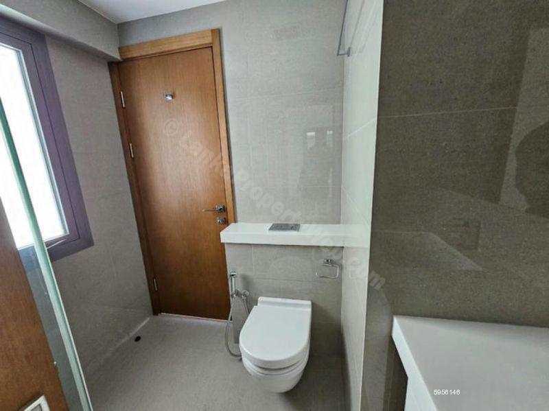 Bathroom - Apartment for sale in Colombo 2