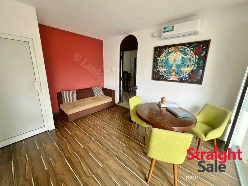 Living Room - House for sale in Colombo 7