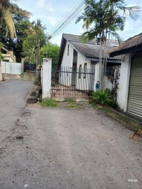 House for sale in Colombo 5