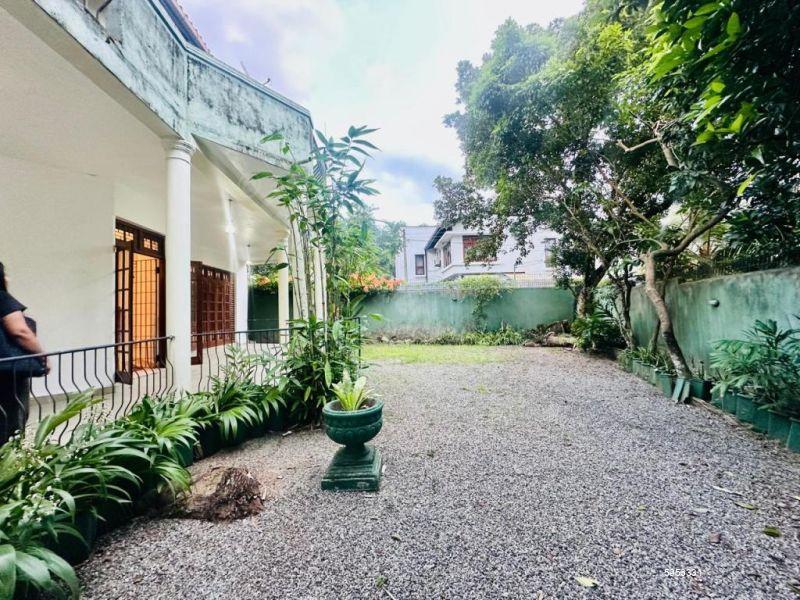 House for sale in Thalawathugoda