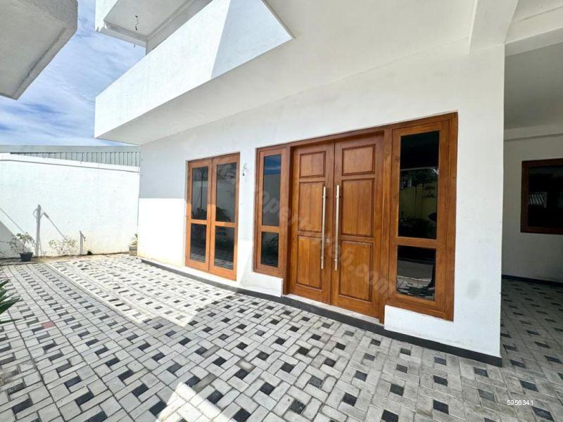 House for sale in Boralesgamuwa