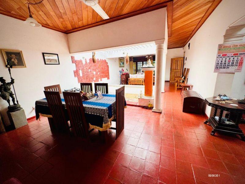House for sale in Thalawathugoda