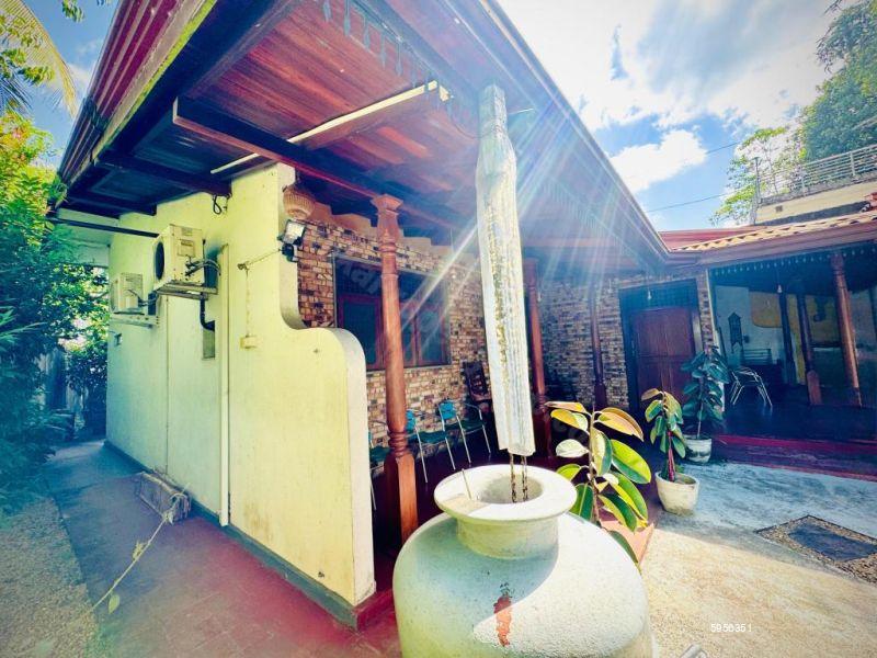 House for sale in Thalawathugoda