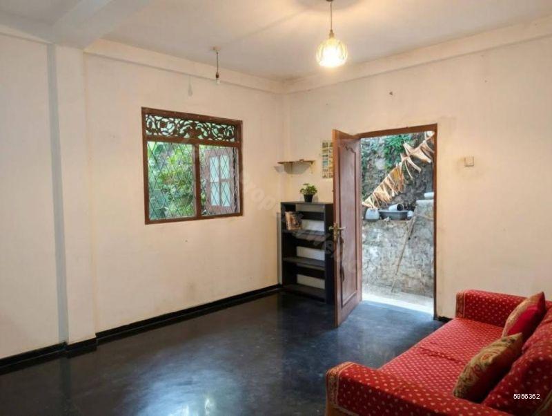 House for sale in Kottawa