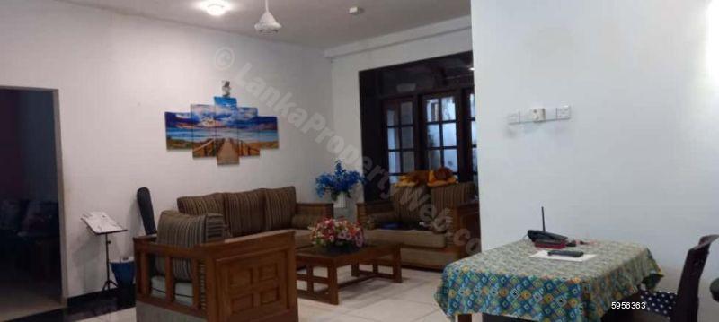 House for sale in Dehiwala