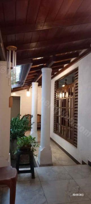 House for sale in Dehiwala