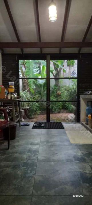 House for sale in Dehiwala