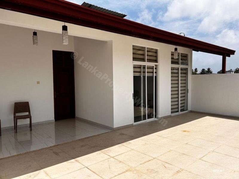 House for sale in Rathmalana