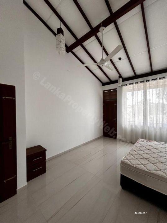 House for sale in Rathmalana