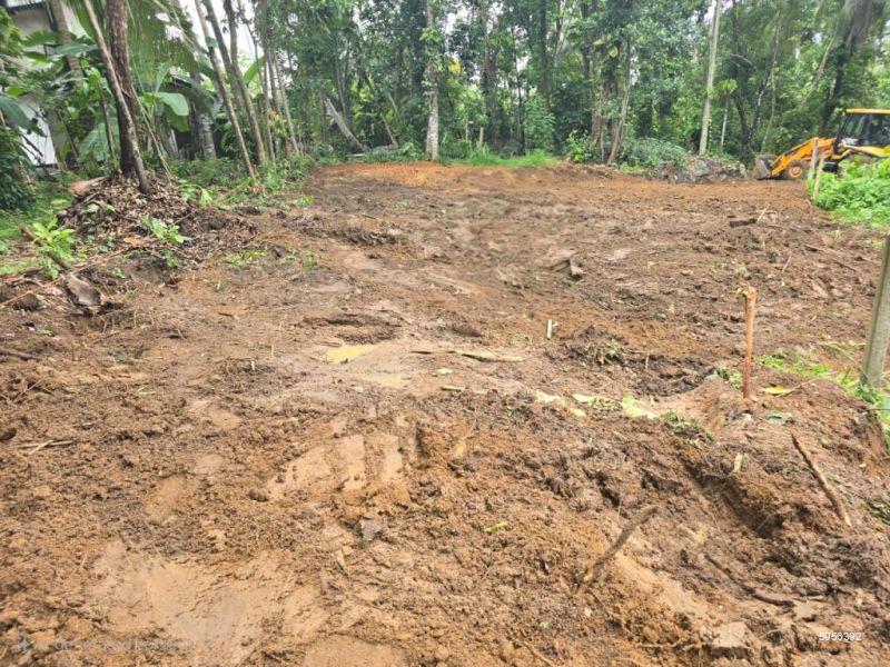 Bare Land for sale in Homagama