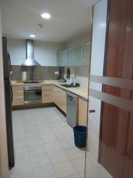 Kitchen - Monarch - 01 Bedroom Furnished Apartment for Sale in Colombo 03 (A6673)-SOLD