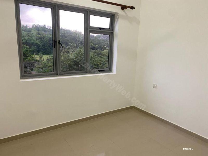 Apartment for sale in Kahathuduwa
